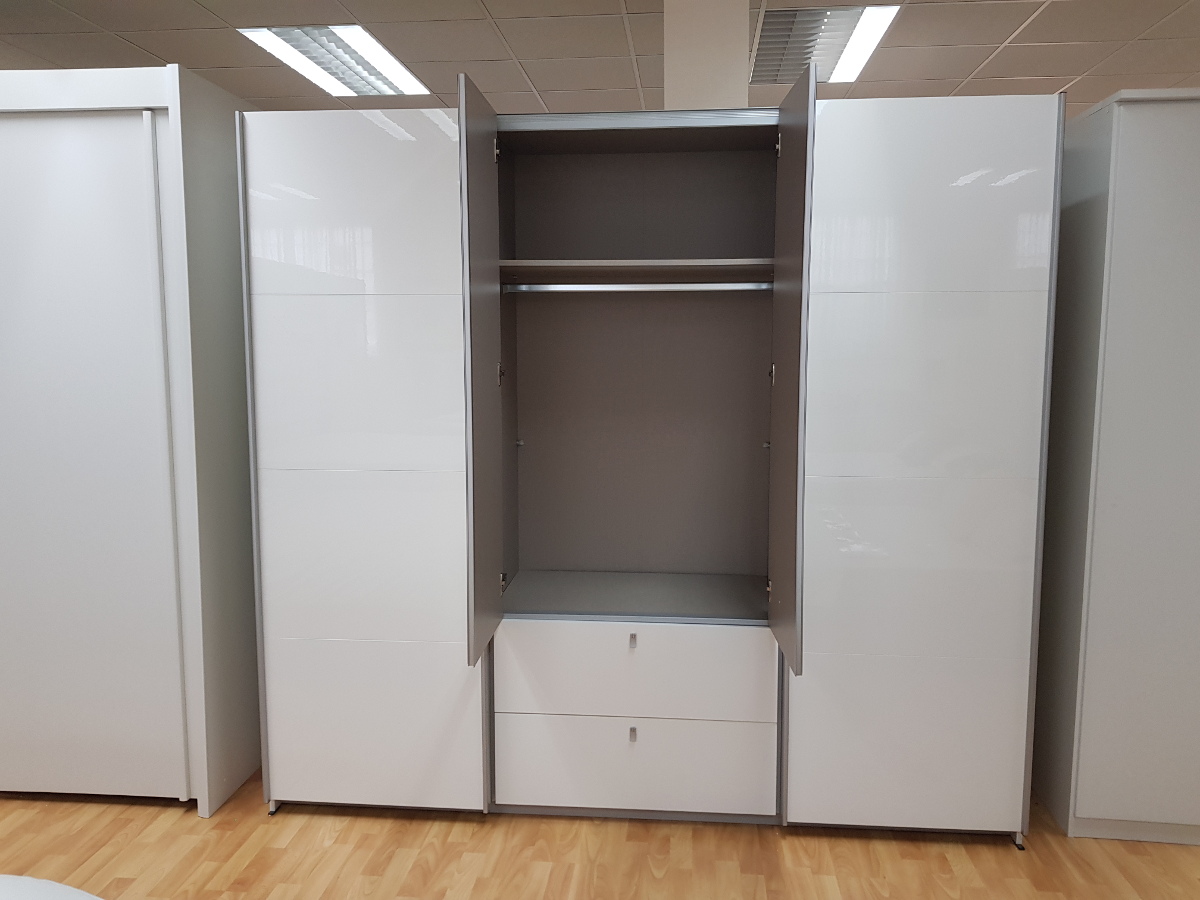 Quality German Wardrobes in Liverpool Sliding Wardrobes, Corner